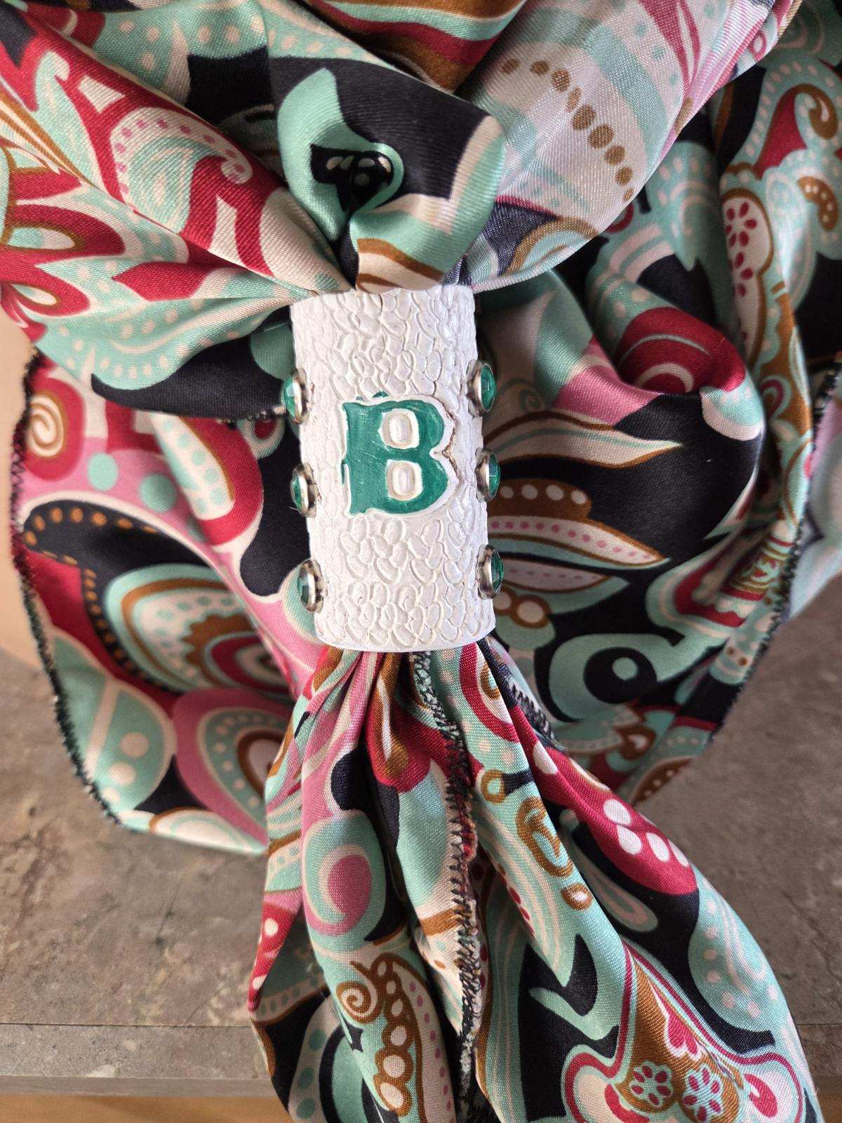 Scarf Slide